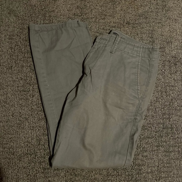 Mens gray khaki pants - Picture 2 of 2